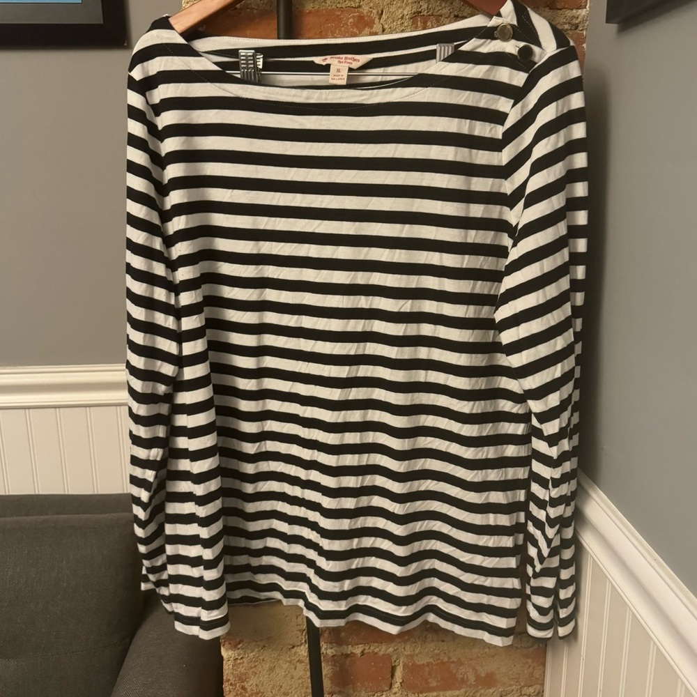 Brooks Brothers Women’s Black White Striped Long Sleeve Boatneck Top Size XL